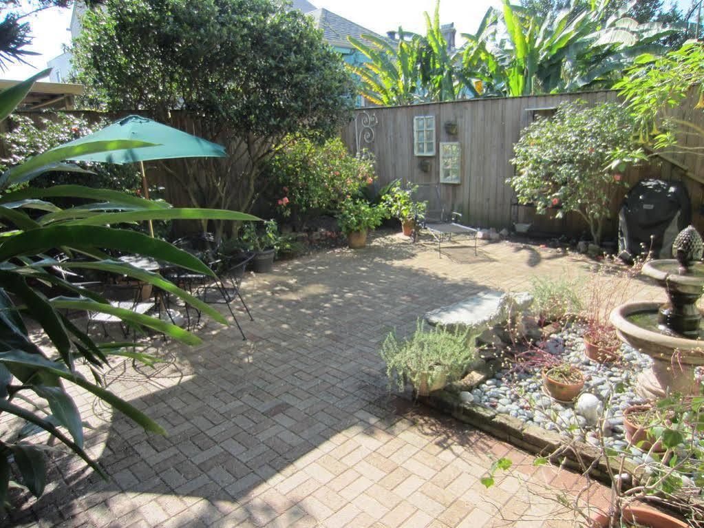 Garden District Bed And Breakfast Nova Orleães Exterior foto